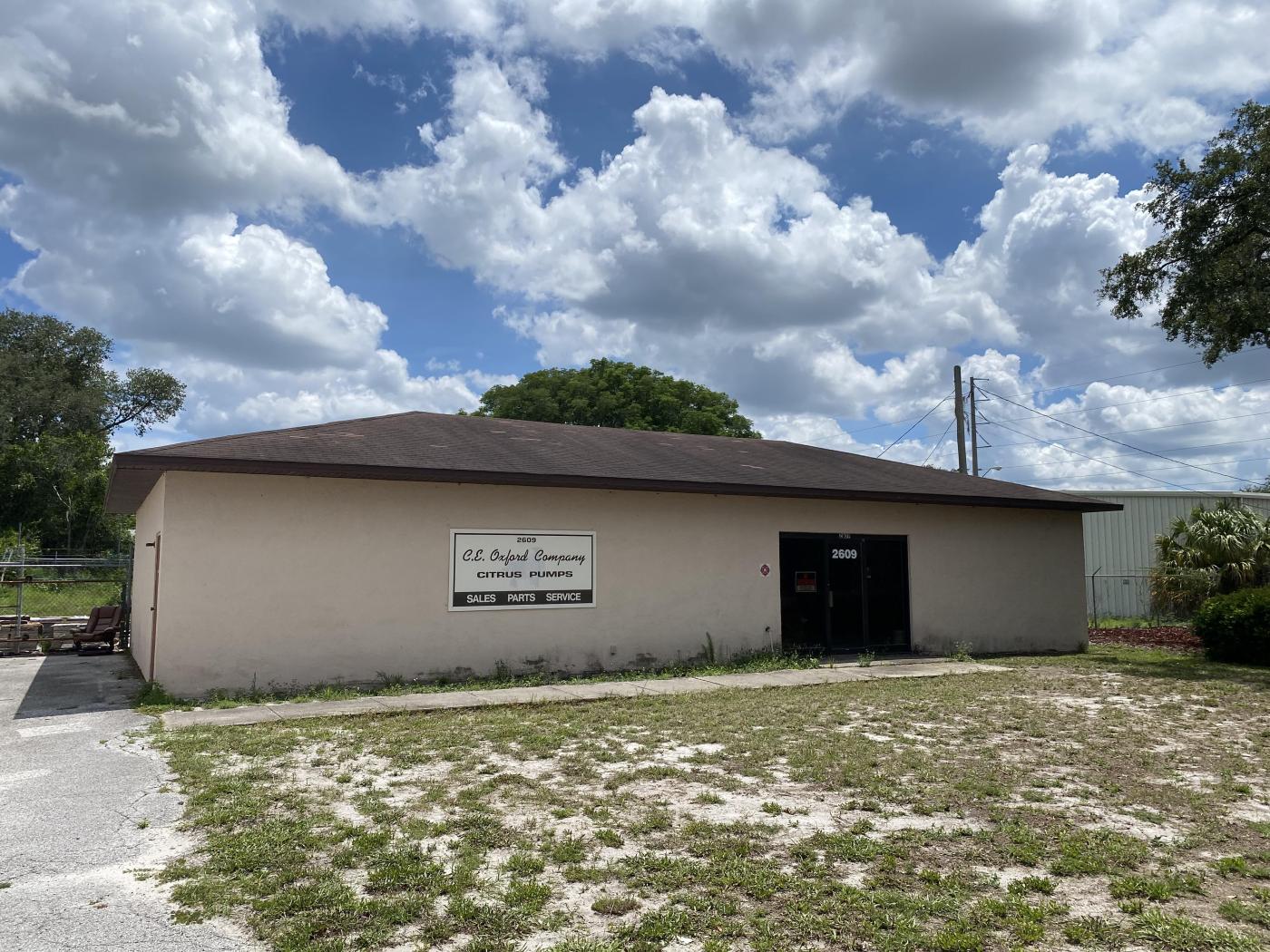 1,800 Sq. Ft. Office Building in Lakeland