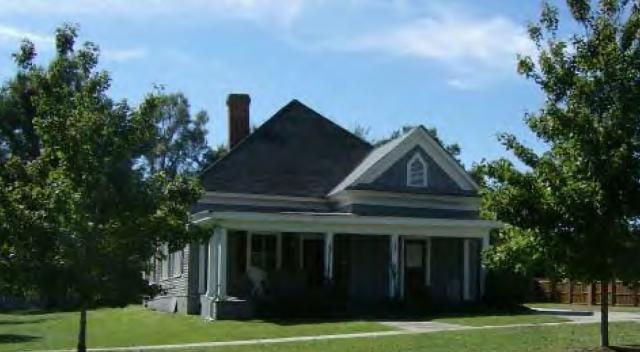 Office/Residential Bldg For Sale