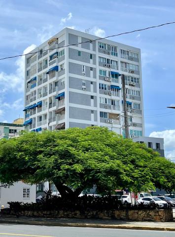Investment Opportunity Pico Center Condo