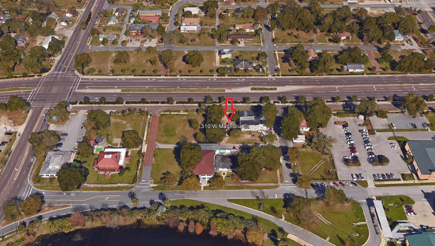 Residential Lot  Located in Downtown Lakeland