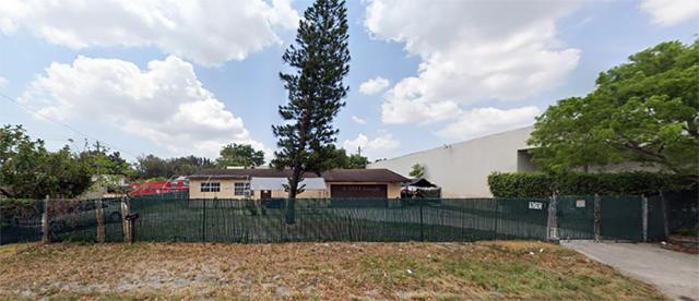 Contractor Storage Yard For Sale
