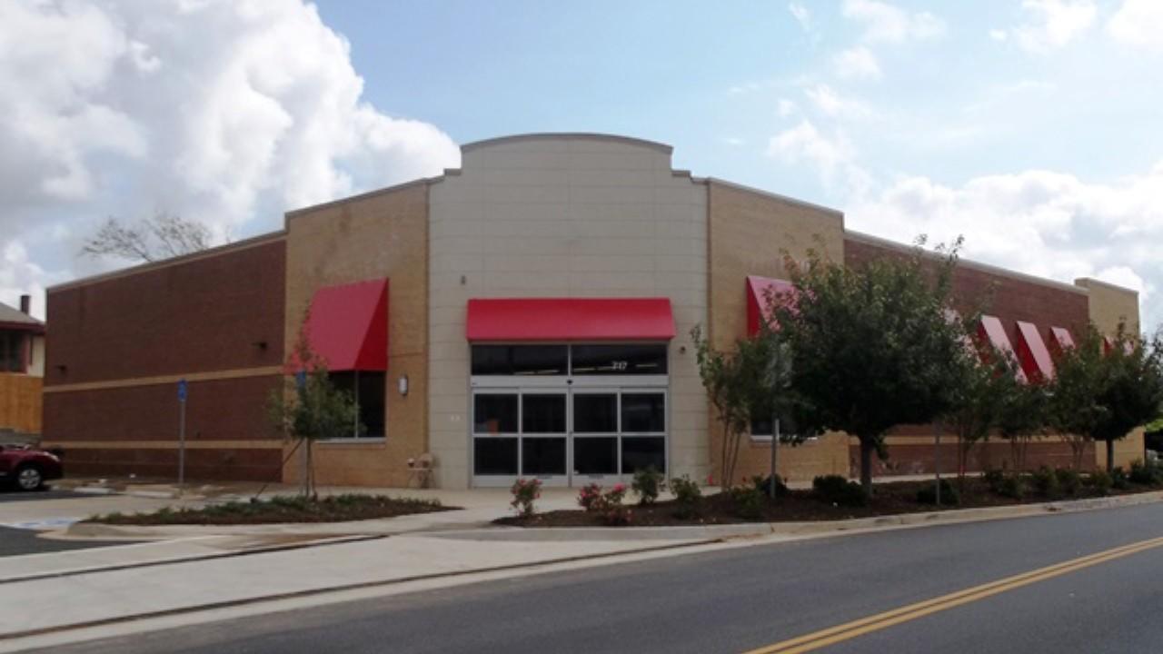 Freestanding Retail Building - Near Downtown