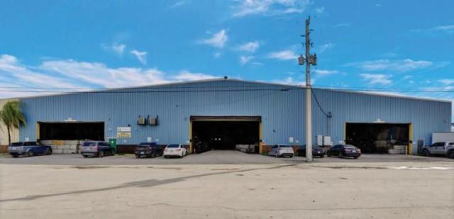 ±164,311 | Dock-High Warehouse | Opa-Locka