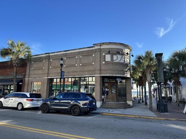 Prominent Retail Building |Historic Beaufort