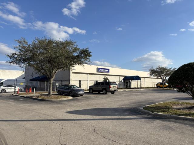 9601 Boggy Creek Rd