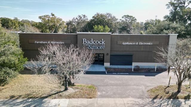Corporate Surplus - 17,607+/- sf Comm/Retail