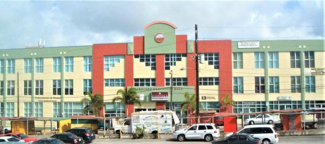 Arecibo Executive Hall 9 oficinas disponibles (copy)