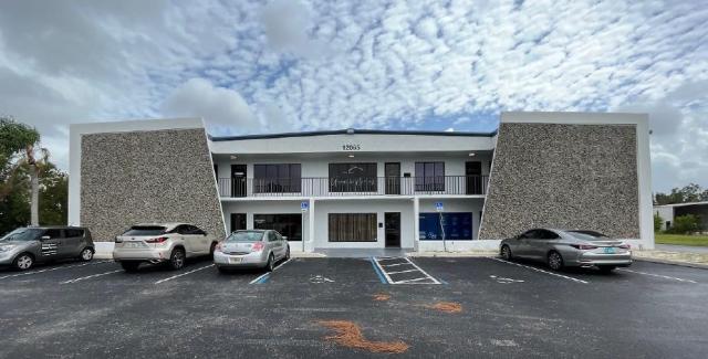 Office Space on Metro Pkwy.