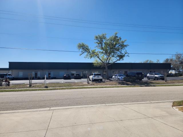 1,950SqFt Fully A/C'd Flex unit