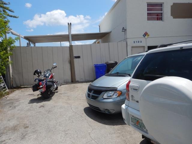 Auction - Foreclosure 2,496± SF Bldg.