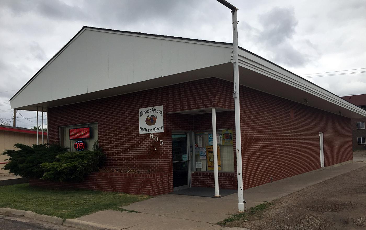 605 E Kansas Plaza