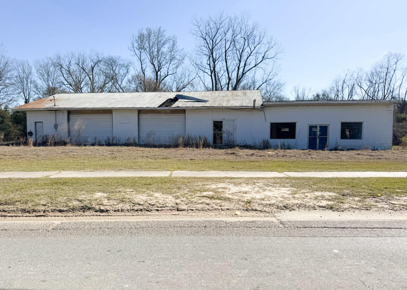 Two Bay Shop with Office