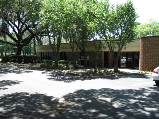 3901 Carmichael Ave.