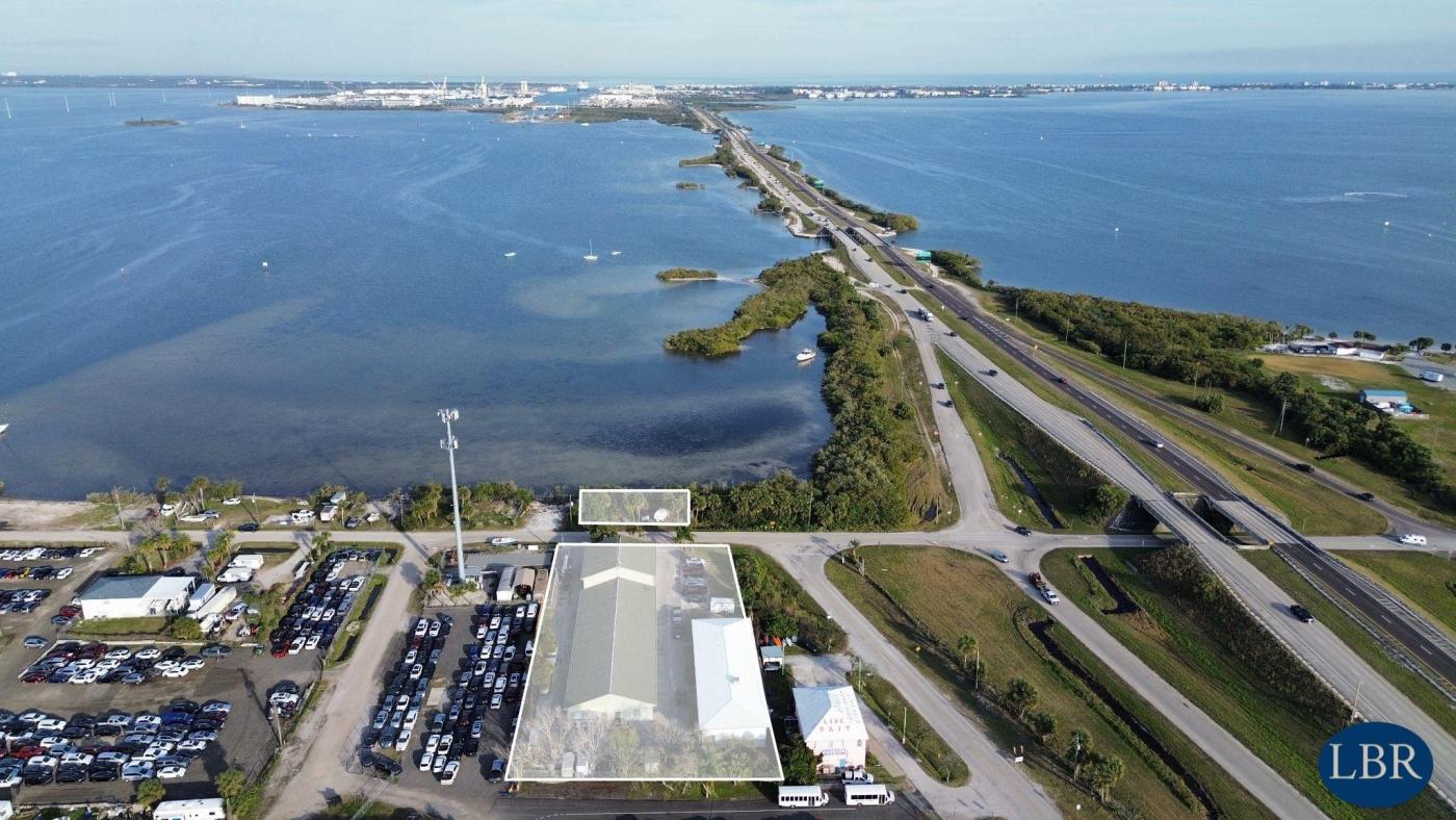 Small Bay Warehouses