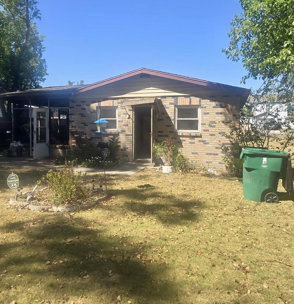 Fixer Upper Zoned  C2- ROR.  (Under Contract)
