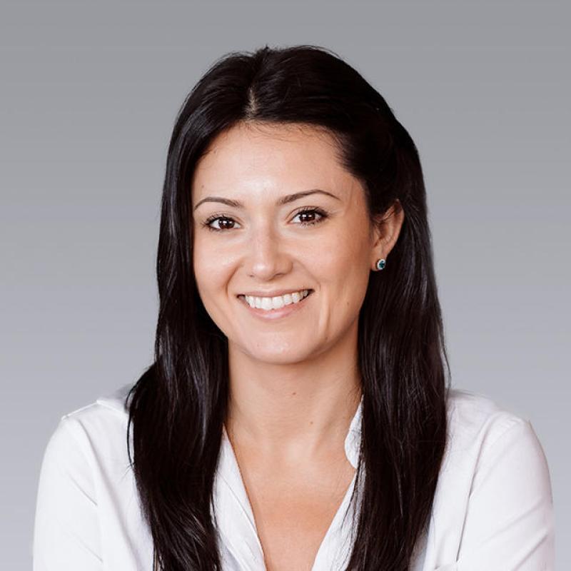 Maddie Sawatzky, CCIM