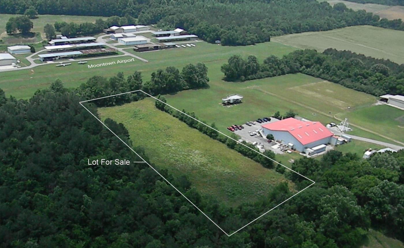 Perfect hangar land in Huntsville MSA