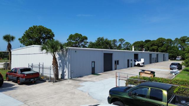 Melbourne Warehouse with Outdoor Storage