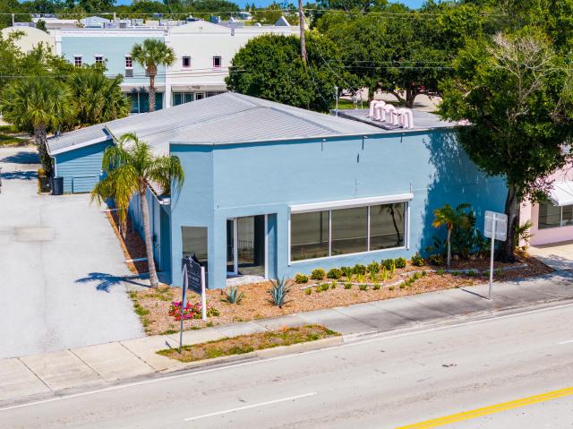 5,178 SF Retail Building For Sale