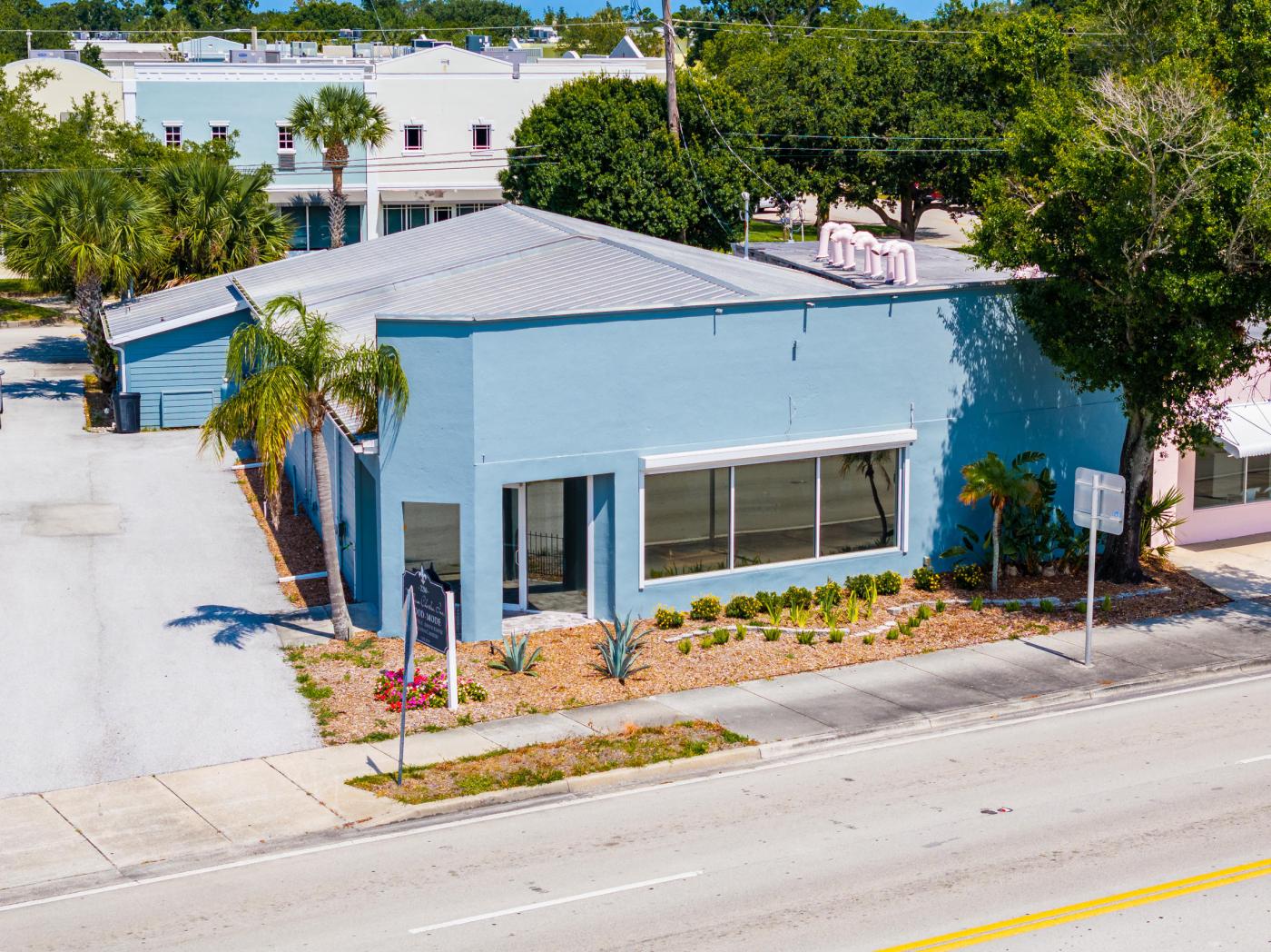 5,178 SF Retail Building For Sale