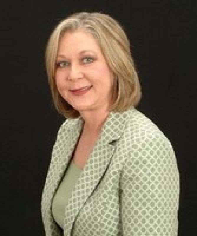 Vickie Smith, CCIM