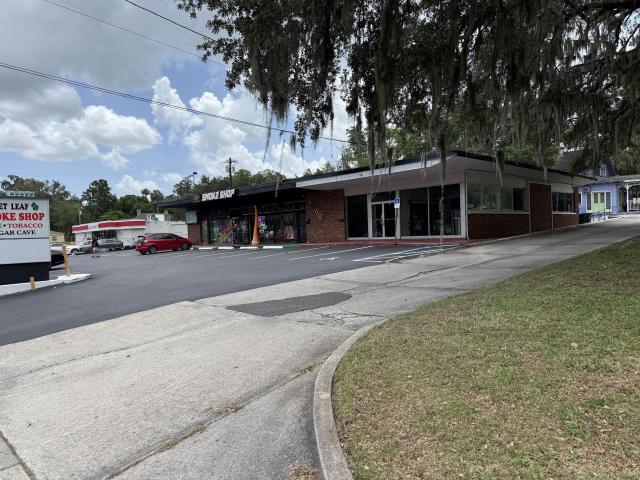1830 sq ft Retail Storefront for Lease
