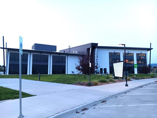 Riverfront Drive Office Space 202