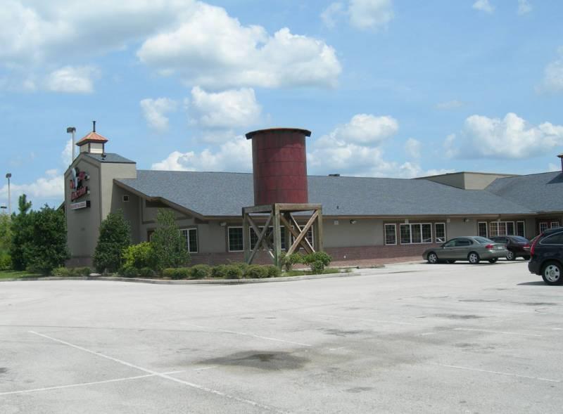 Restaurant Building for Investment Sale