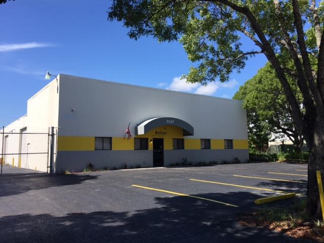 Freestanding Office/Warehouse Building
