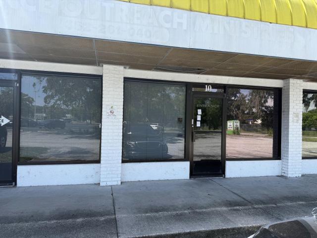 Versatile 4500 sq ft office/retail space