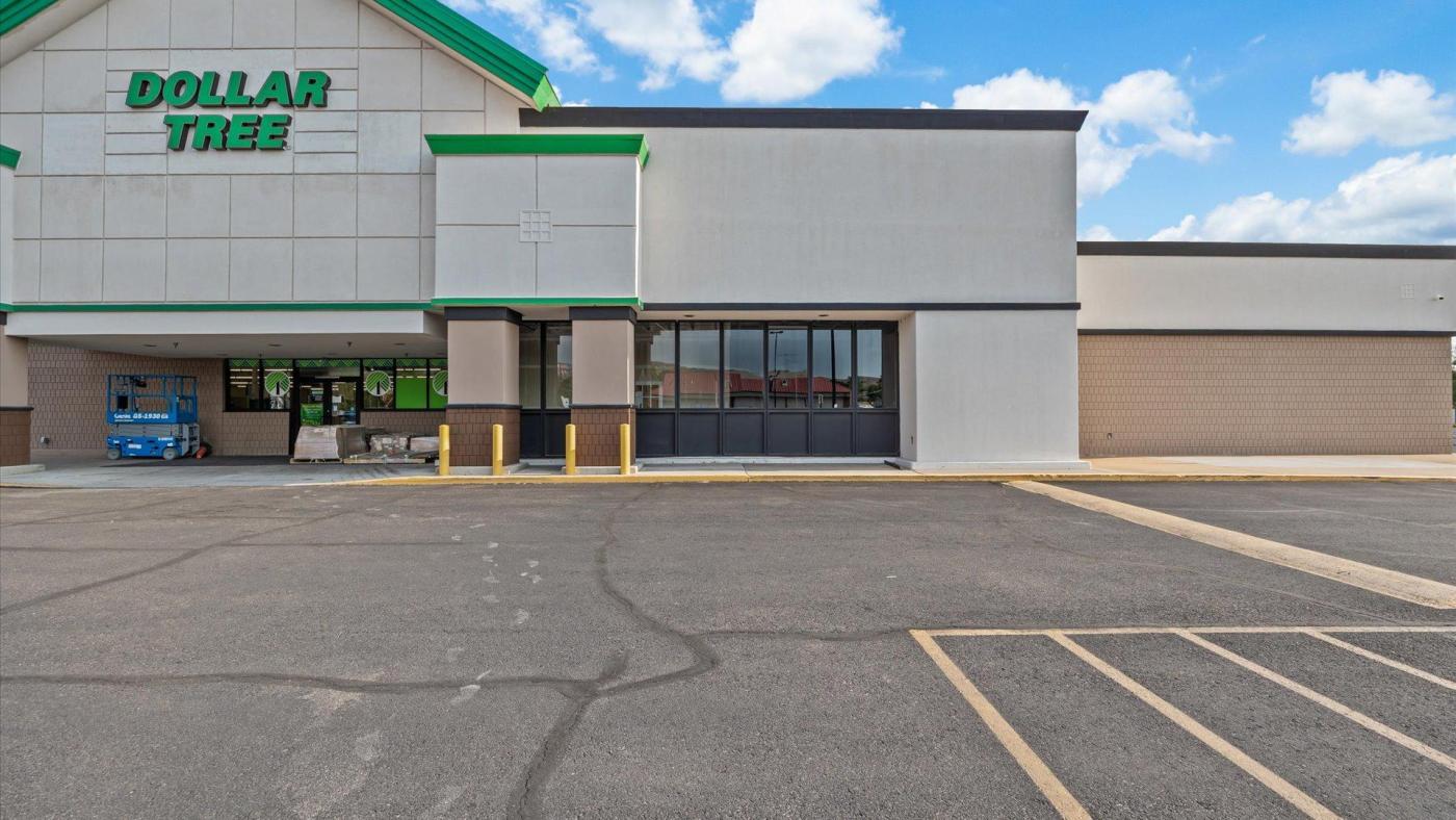 Monument Village Shopping Center Unit D-2
