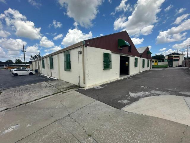 Tampa Commercial Building for Lease