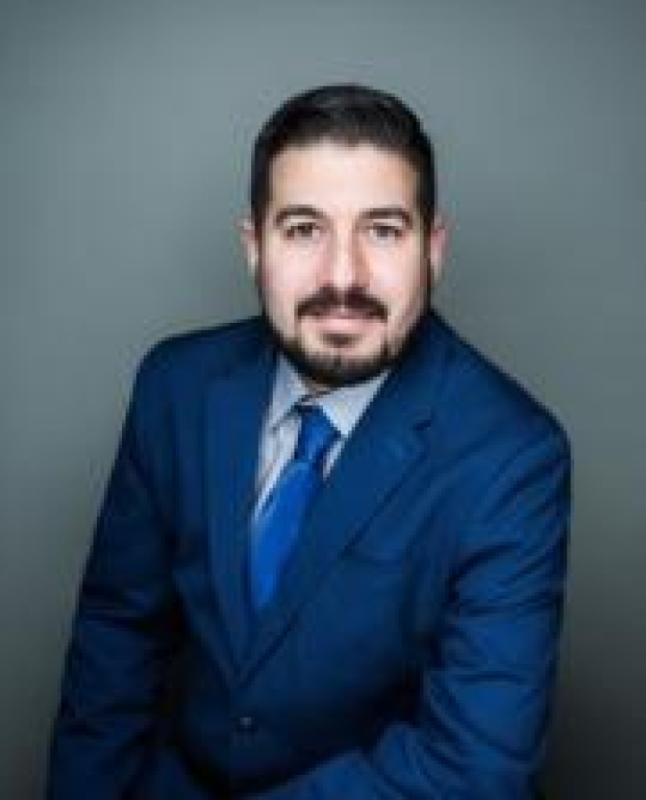 Esteban Flores, CCIM