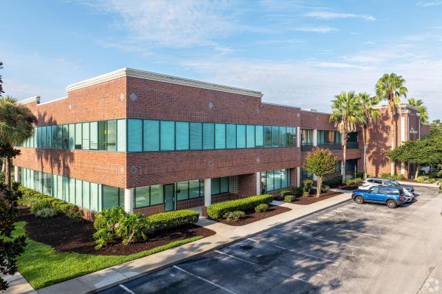 University Court - Professional Office Space
