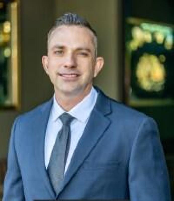 Michael Douglas, CCIM
