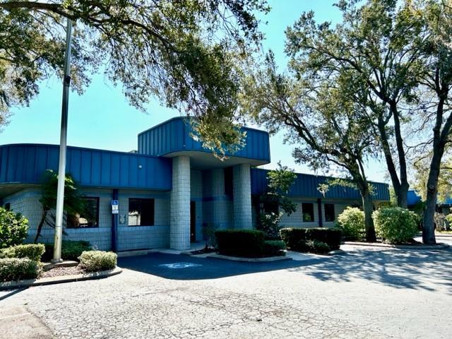 44K +/- SF Office / Warehouse w/ 1.5 IOS