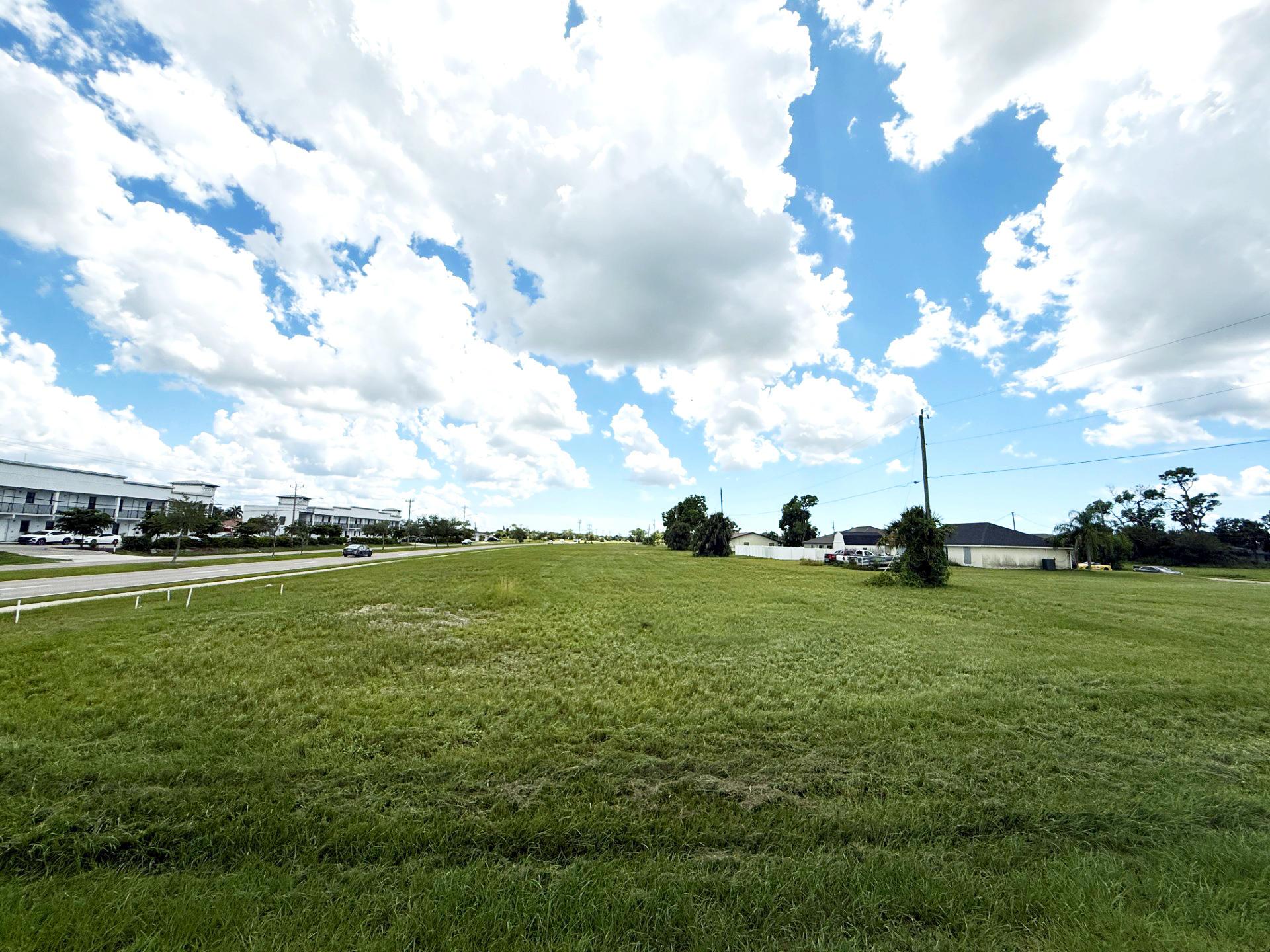 1.38 ± (With Option 2.53) Acre Commercial