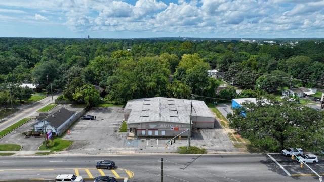 Corporate Surplus - 9,247+/- sf Comm/Retail