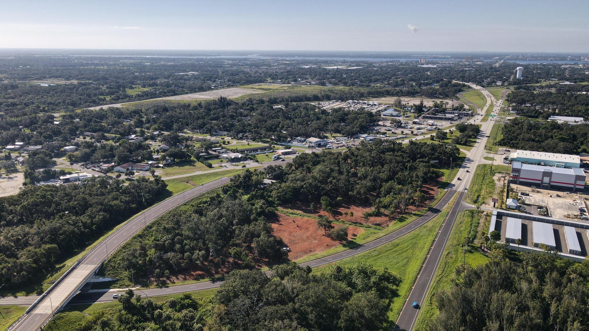 9 ac Commercial US 41 & US 19 Manatee County