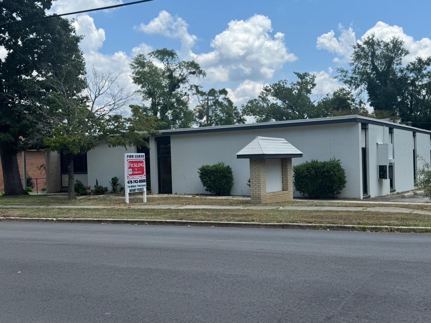 Academy Ave - Medical Office