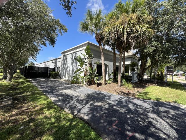 Investment! - Gateway Office/Warehouse