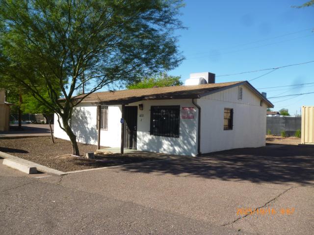 Freestanding 900 sqft