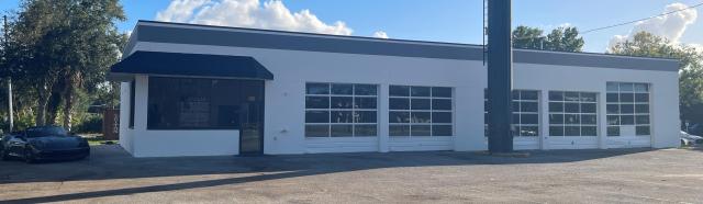 Freestanding Auto Service Building