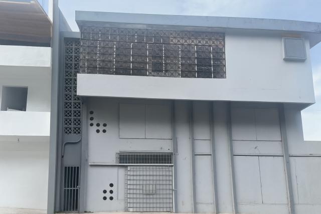 Commercial property in Naranjito, PR 4,000 sf
