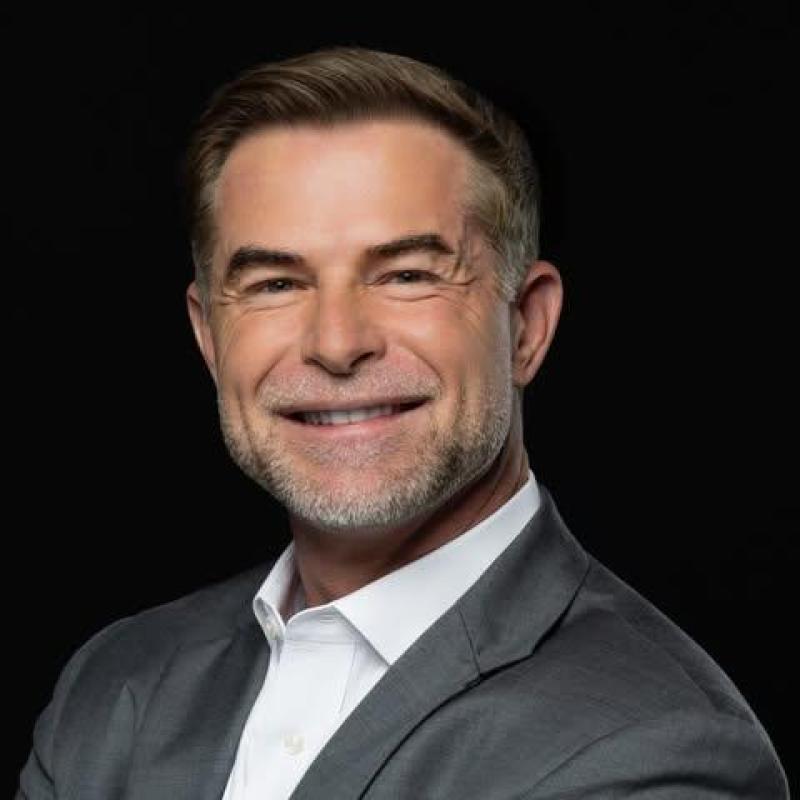 Adrian Fischer