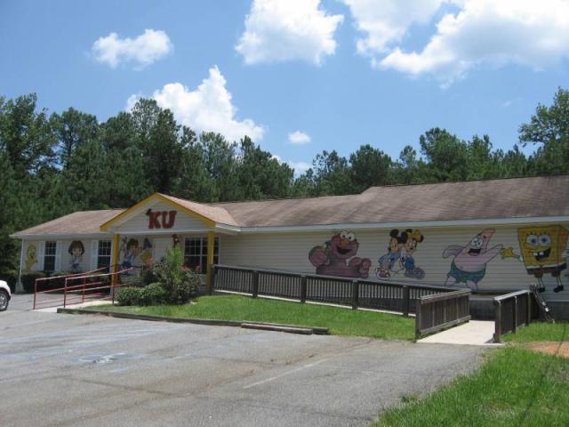 Kids University Daycare Facility