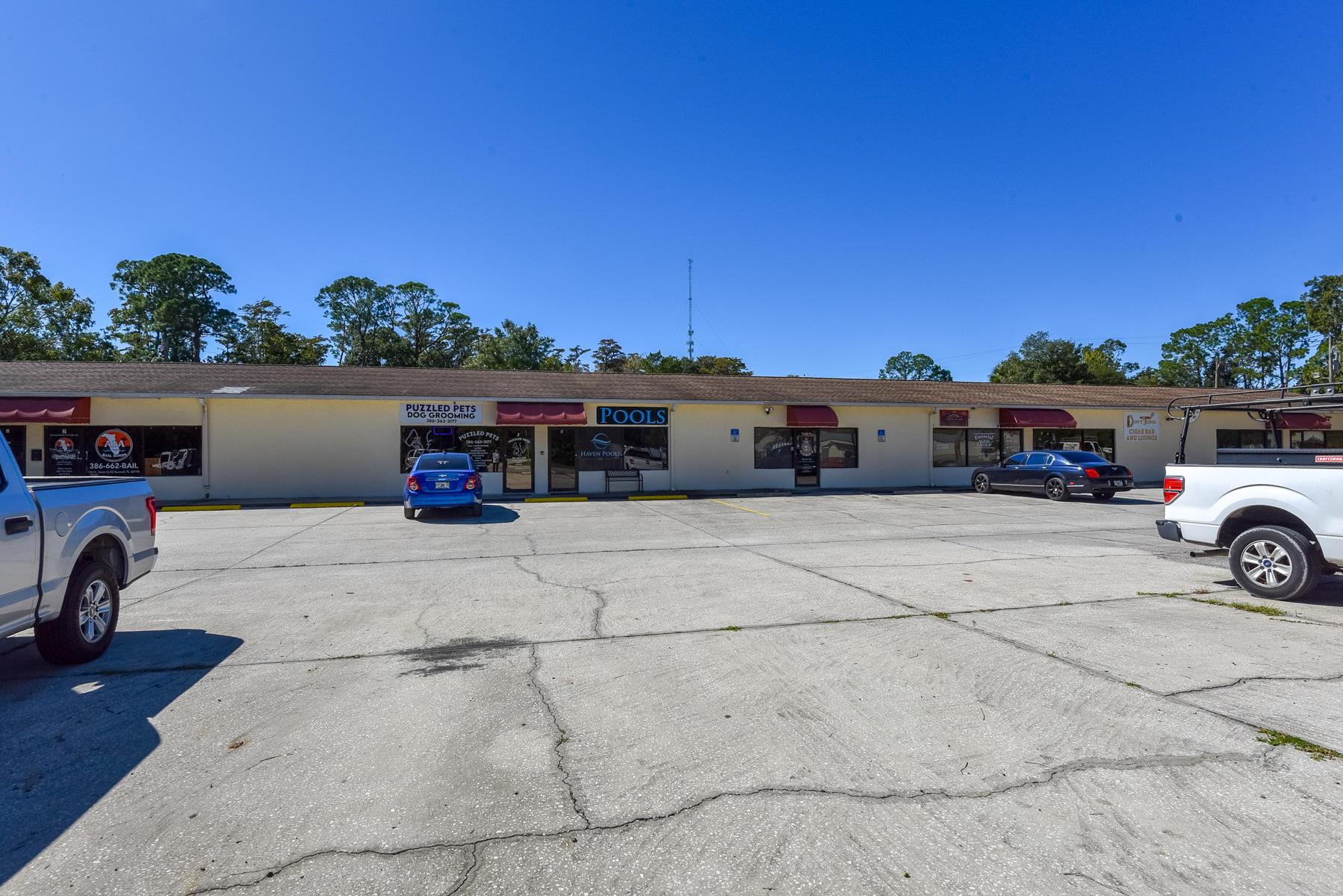 9 Store front Plaza, + 7 Storage