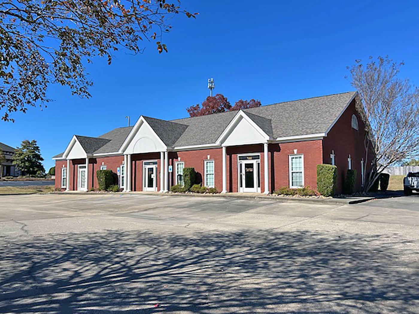 7000-7008 Brockport Ct