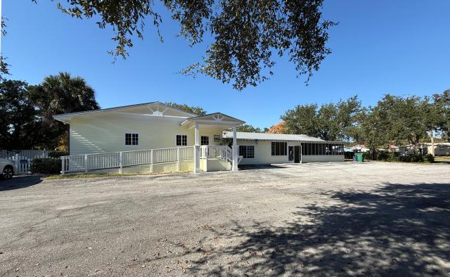 4,802 SF Office Building For Sale