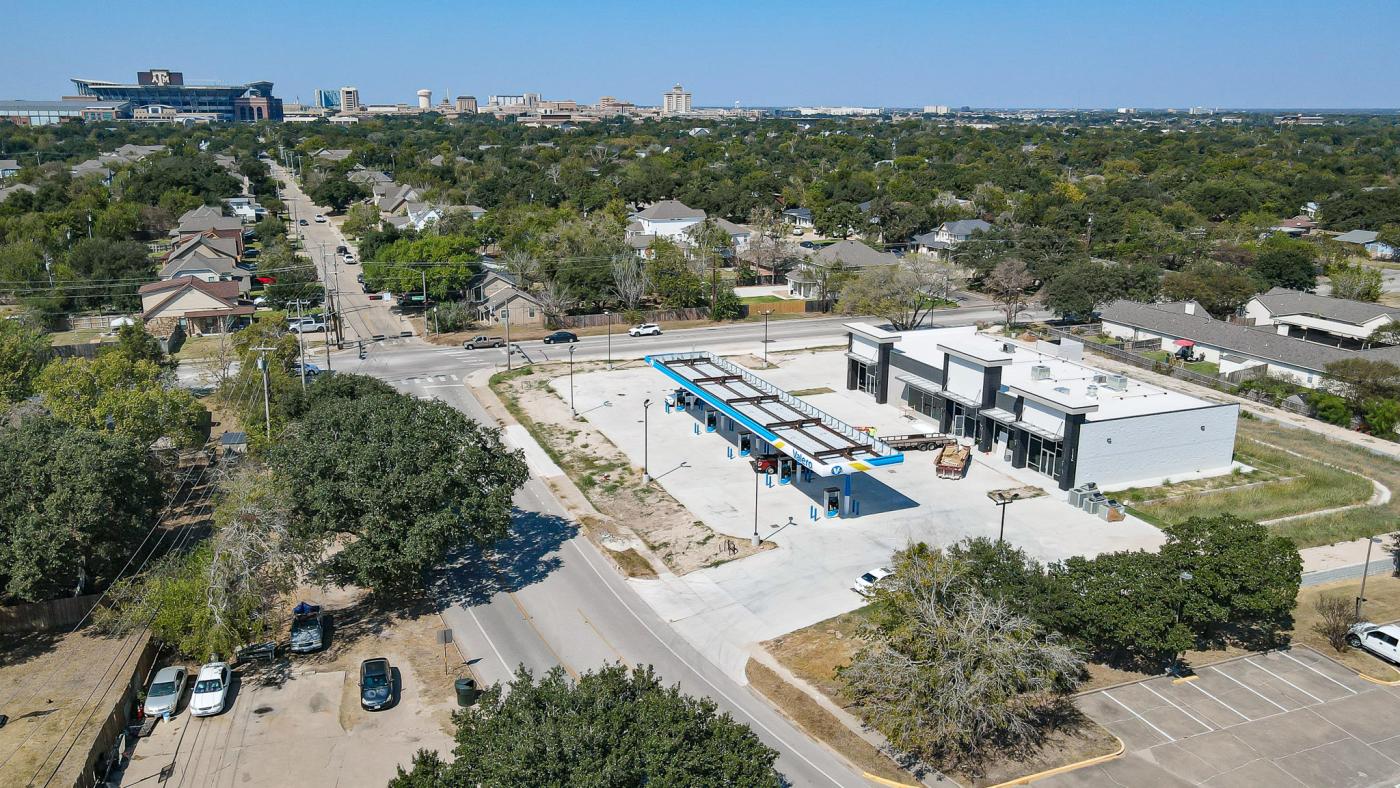 FOR LEASE | 1,700 SF | 1103 Welsh Ave